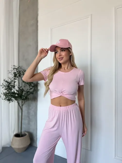 Стильный женский костюм на лето: Одесса - изображение 7