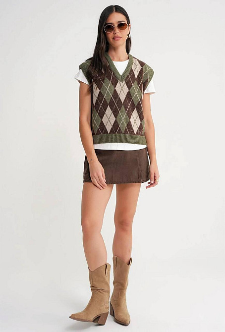 Женский теплый оверсайз жилет с геометрическим орнаментом Хаки Одесса - изображение 5