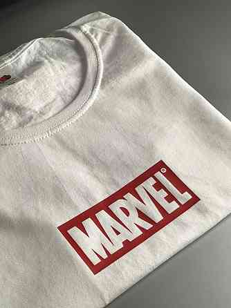 Женская\Мужская футболка с надписью MRVEL Черновцы