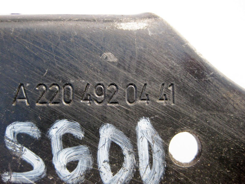 Mercedes-Benz  A2204920441 Кронштейн випускної труби на АКП двигуна M275 V12 5.5л M137 5.8л S-Class W220 CL C215 Одесса - изображение 3
