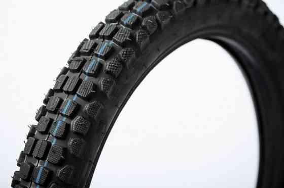 Покрышка 3*18 на мотоцикл Минск шиповка Мукачево