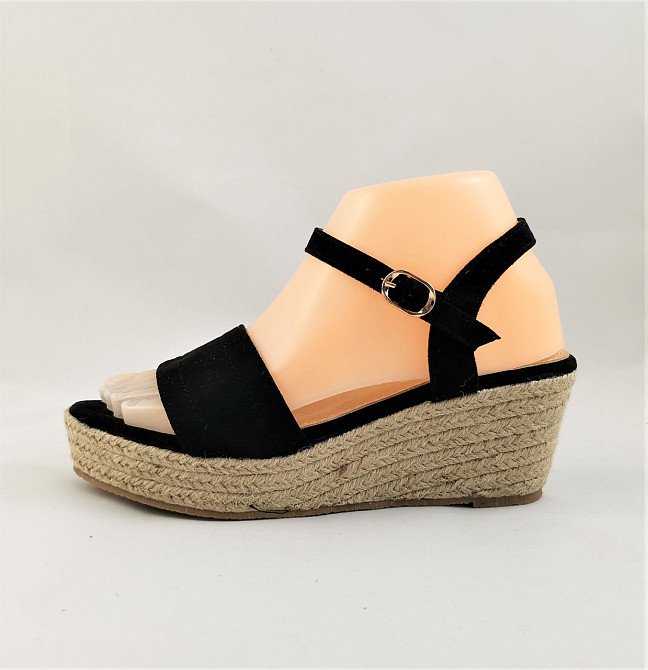 Жіночі Сандалі Босоніжки на Танкетці Платформа Чорні Літні (розміри: 37,38,39,40) — 32 Дніпро - фото 4