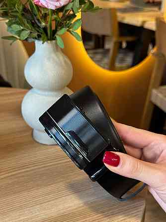 Чоловічий шкіряний ремінь з автоматичною пряжкою Київ