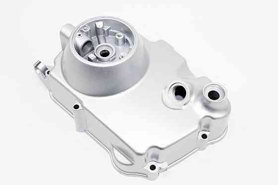 Кришка двигуна права (де щуп) 70cc механіка DELTA Киев