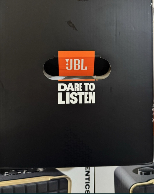 Ретро- Колонка JBL Authentics 200 з Wi-Fi та Bluetooth (JBLAUTH200BLKEP) Київ - фото 2