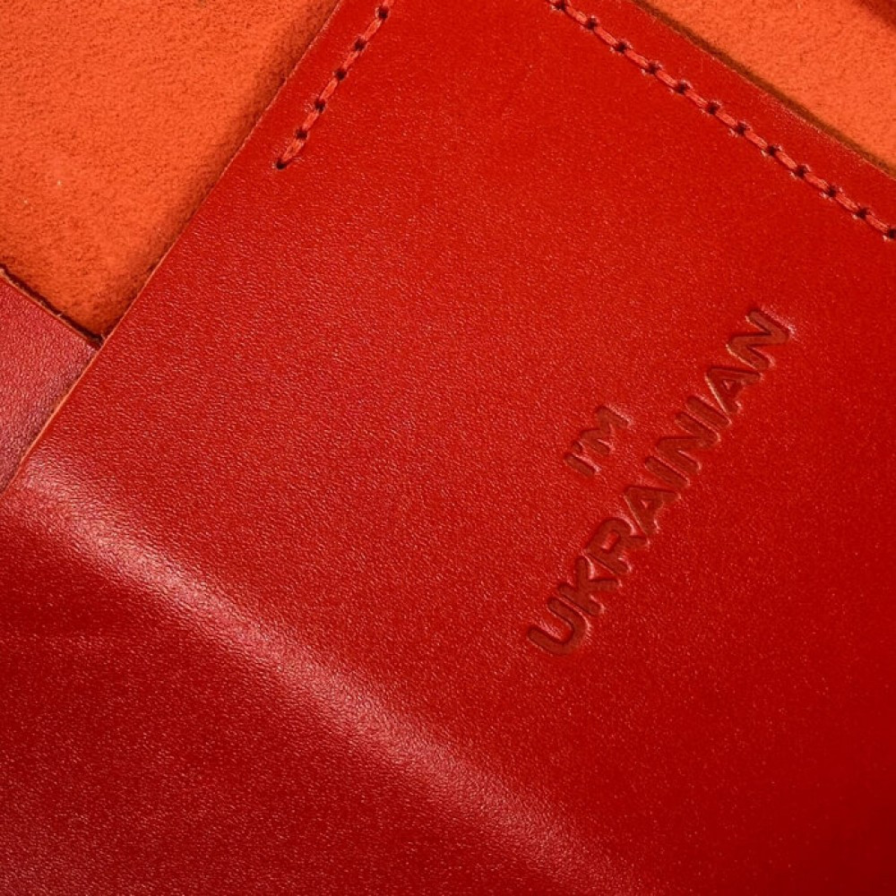 Шкіряна паспортниця Червона Юа, стильний практичний чохол зі шкіри з тисненням, обкладинка для паспорта жіночаMasterSem Київ - фото 2