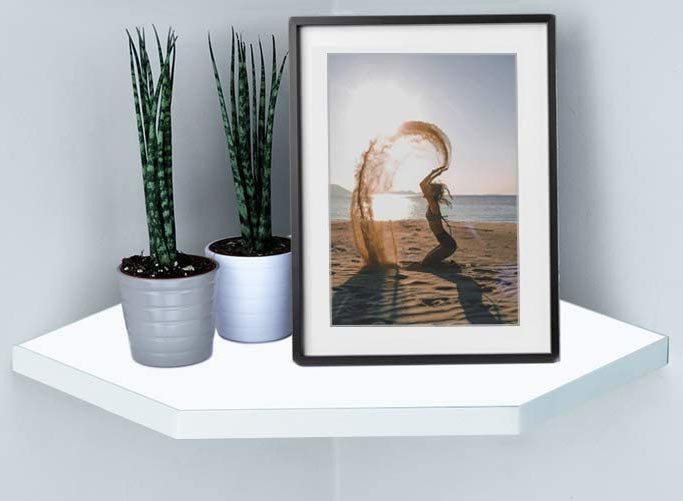 Угловая настенная полка 