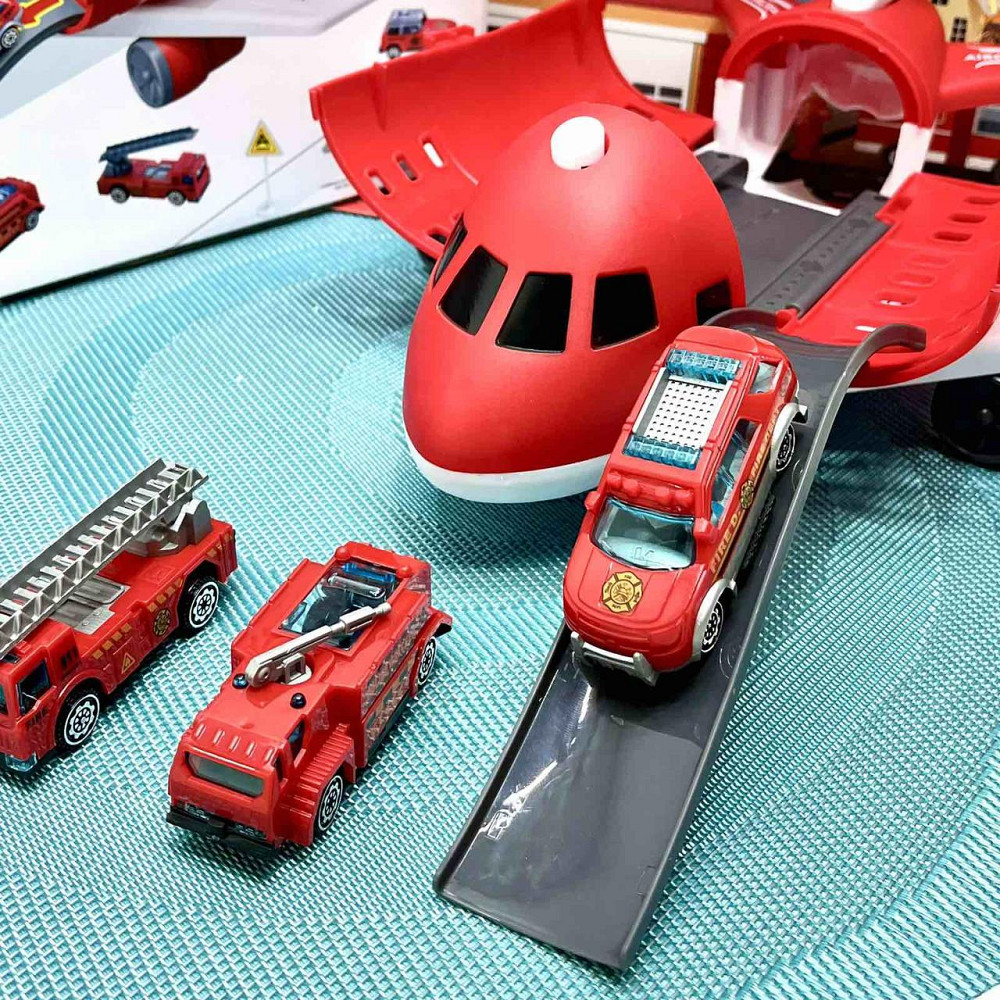 Літак паркування з машинками 4шт з музикою Червоний (8825A) Чернигов - изображение 6