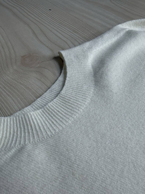 Светр жіночий A-N 2403 водолазка гольф базовий з круглим горлом, білий, one size Київ - фото 2