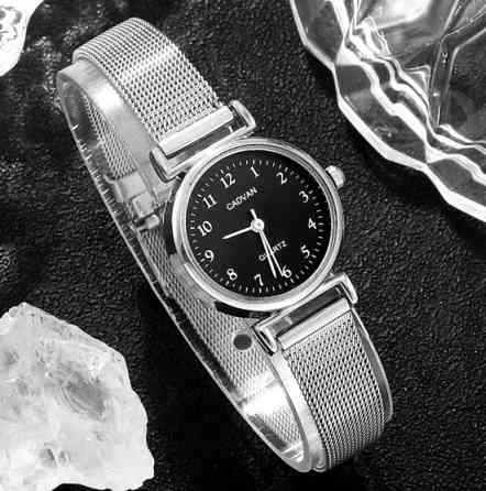Жіночий подарунковий набір Silver Elegance годинник та п'ять браслетів сріблястий Київ