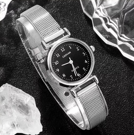 Жіночий подарунковий набір Silver Elegance годинник та п'ять браслетів сріблястий Київ - фото 4