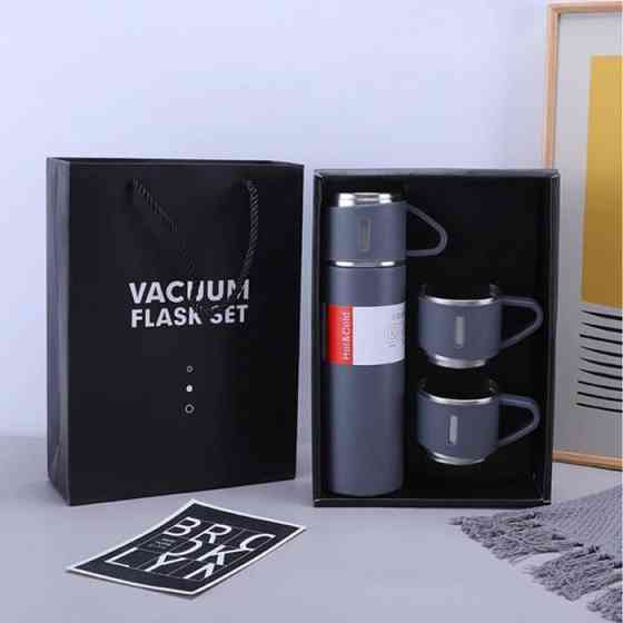 Термос з вакуумною ізоляцією і 3 чашками 500мл Харків