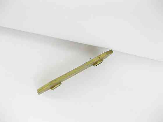 VAG  3B0809237B Кріпильна пластина петлі - вуха замка дверей VW Bora Jetta Golf Passat Одесса