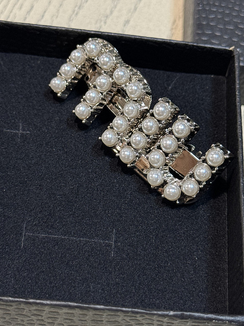 Шпилька для волосся MIU MIU з перлами Одеса - фото 8
