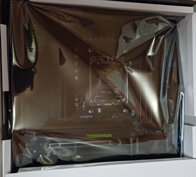 Материнська плата MSI MAG X870 Tomahawk Wi-Fi (sAM5, AMD X870, PCI-E Київ - фото 2