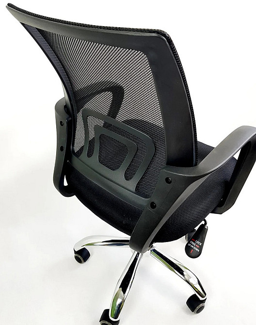 Офісне комп'ютерне крісло Comfort C012 для дому, офісу Київ - фото 3