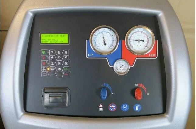 Стенд для заправлення автомобільних кондиціонерів, автомат із принтером ROBINAIR AC790PRO Чернігів - фото 9