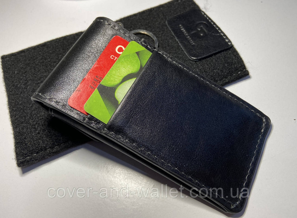 Компактная кожаная ключница с отделениями для карточек черного цвета Grande Pelle Киев - изображение 4