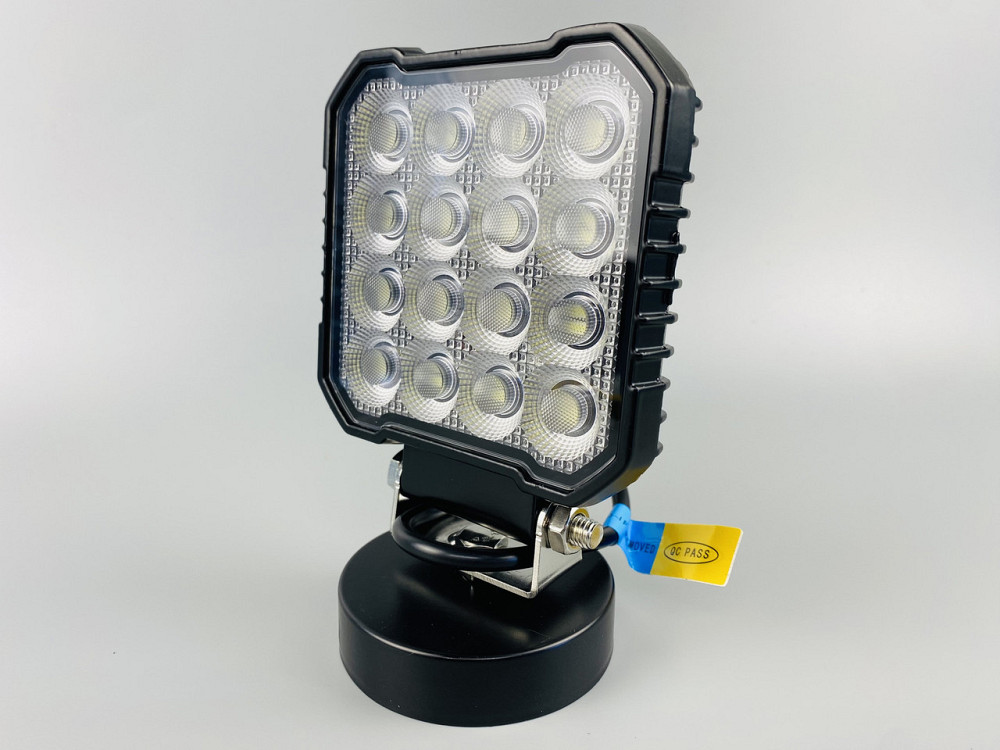 Фара квадратна (64 led діода) IP67 led chip 3030, алюмінієвий корпус, кріплення Мукачево - фото 9