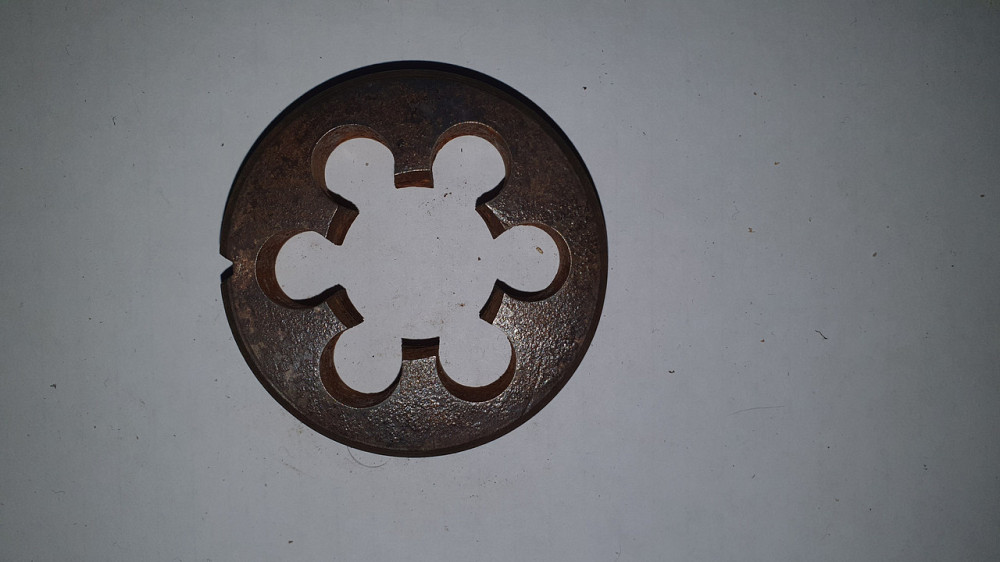 Плашки (лерки) метричні М30х1.5; М30х2. СРСР. Харків - фото 1