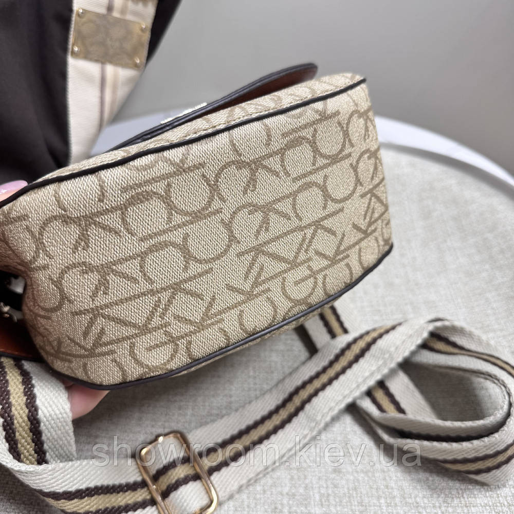 Невелика жіноча сумочка на плече Ck K6071 beige Київ - фото 4