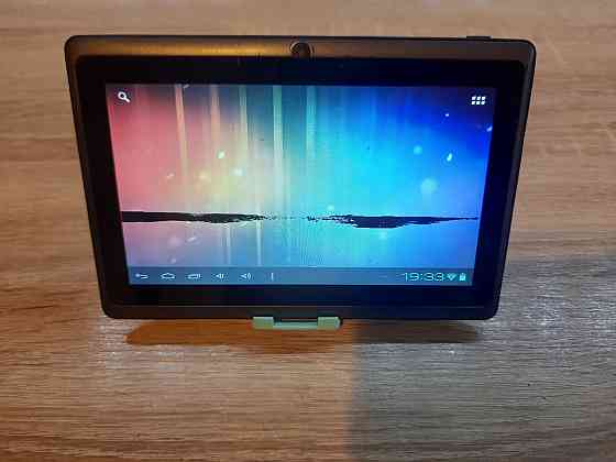 Планшет Allwinner A13 Q88 7