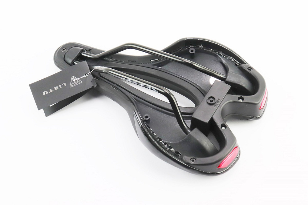 Сидіння MTB 255x155мм з ліхтарем, зарядка від USB, чорне LT-911 Киев - изображение 2