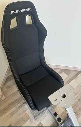 Игровое Кресло Playseat Evolution Black. Киев