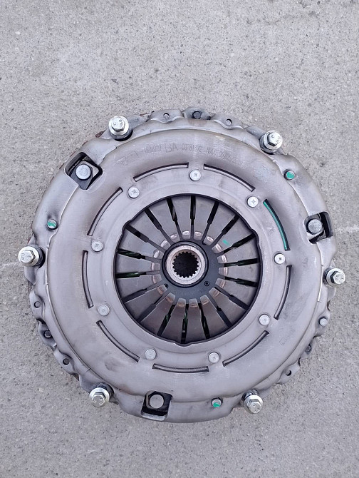 Зчеплення + маховик у зборі — Chery Tiggo T11 1.6 бензин (2016-2021) Київ - фото 2