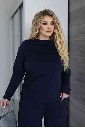 Женский базовый костюм с широкими штанами 