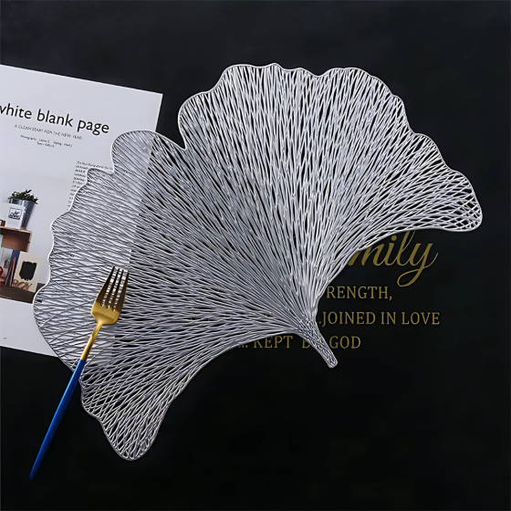 Сервировочная салфетка фигурная под горячее, коврик сервировочный серебристый набор 2 шт, в виде листа гинкго Каменец-Подольский