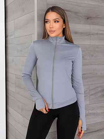 Женский костюм для спорта и фитнеса 