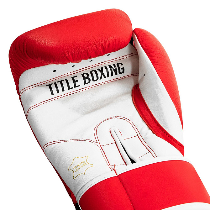 Боксерські рукавиці TITLE Boxing Pro Style Leather Gloves3.0 Red/White 12 oz (бинти 4м. в комплекті) Каменское - изображение 8