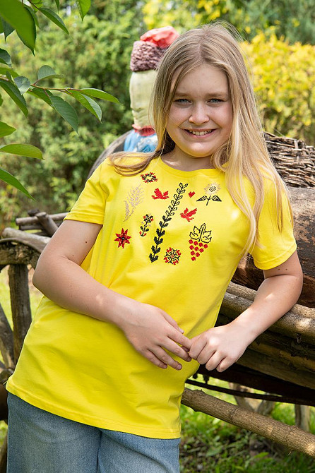 Футболка — вишиванка для дівчинки, жовта бавовна бавовна бавовна бавовна бавовна бавовна бавовна бавовна бавовна бавовна бавовна. Київ - фото 1