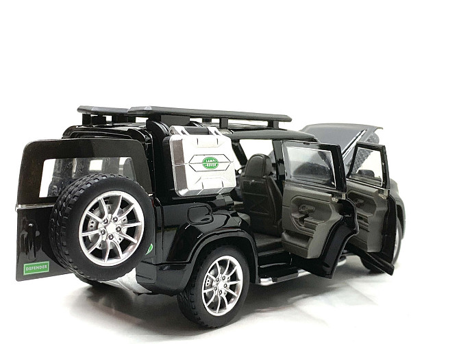 Машина Автосвіт Land Rover Defender інерційна масштаб 1:24 відчиняються двері капот багажник 21 см Чорна (AP-2018) Чернігів - фото 9