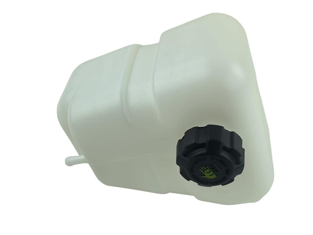 Бачок ЗАЗ 1102 1 горловина с крышкой расширительный Мукачево - изображение 2