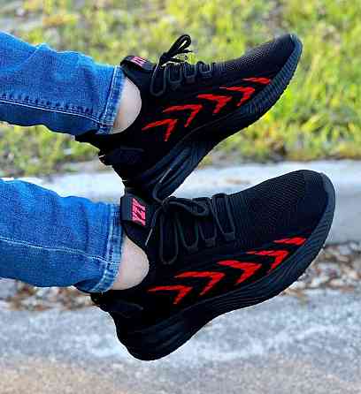 Кросівки Чоловічі Чорні Тканинні Boost Пінка (розміри: 43) - 202-1 Дніпро