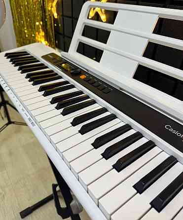 ПРОФЕСІЙНИЙ білий синтезатор CASIO, цифрове електронне піаніно. Харьков
