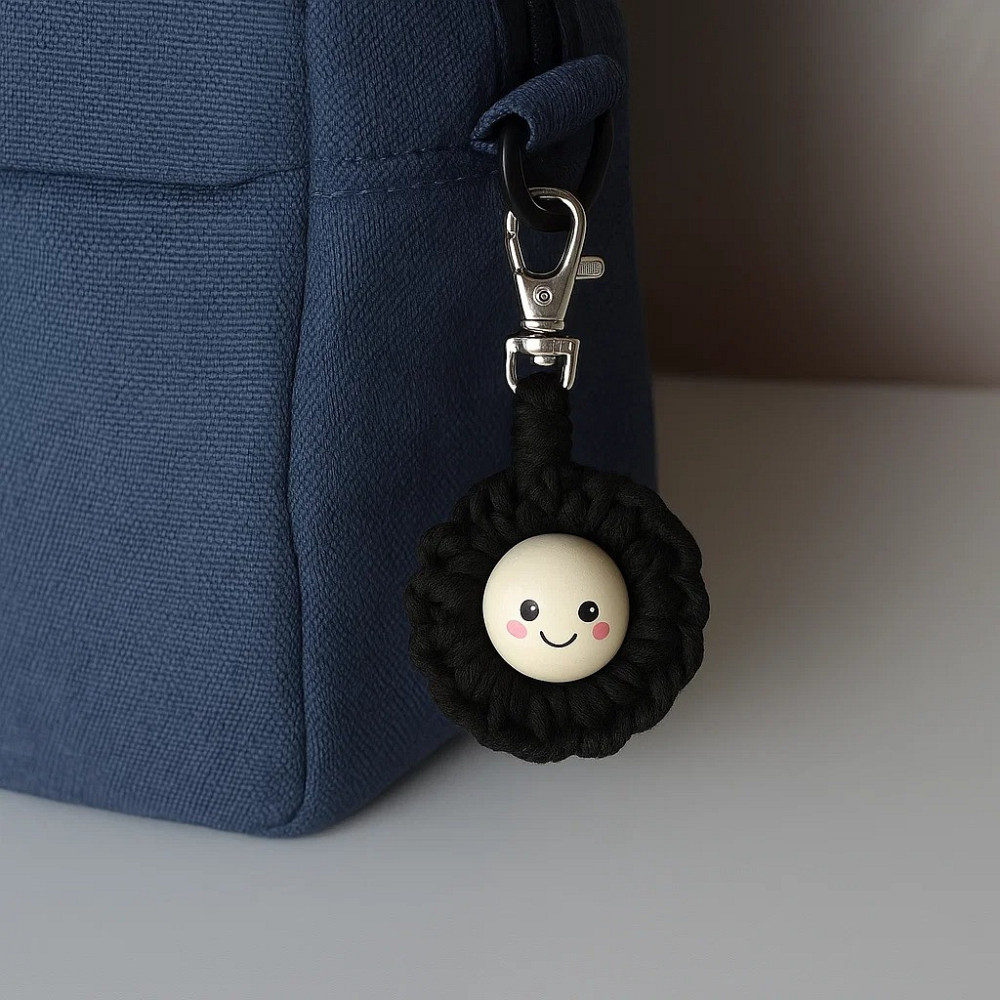 Набор макраме для рукоделия для ручной пряжи брелока для ключей или аксессуаров 10х5см,черный Каменец-Подольский - изображение 2