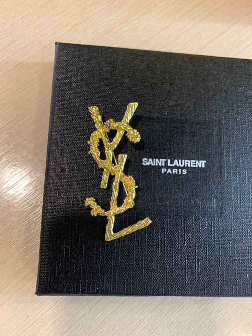 Сен Лоран брошка / Yves Saint Laurent стильная брошка Одесса - изображение 2