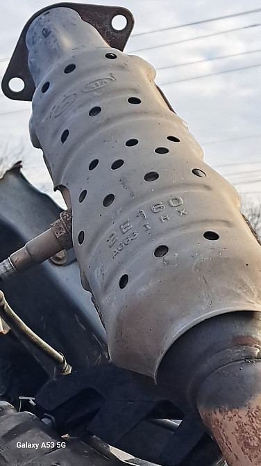 Резонатор с катализатором на Hyundai Elantra 2011–2015 годов Киев - изображение 2