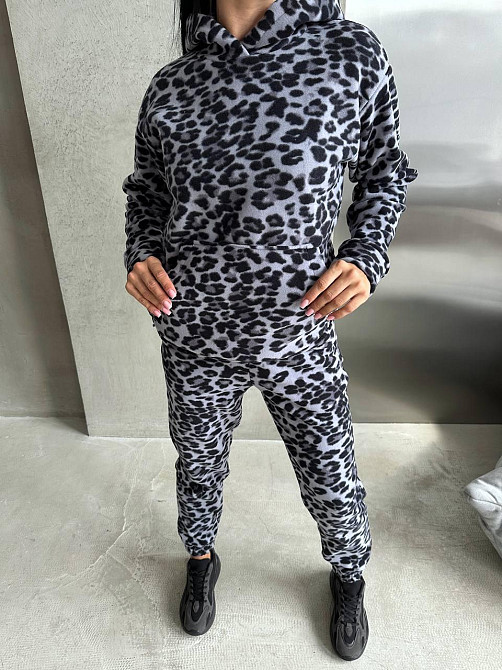 Женский теплый леопардовый костюм двойка: худи и штаны турецкий двусторонний полар флис 44/46 Одесса - изображение 1