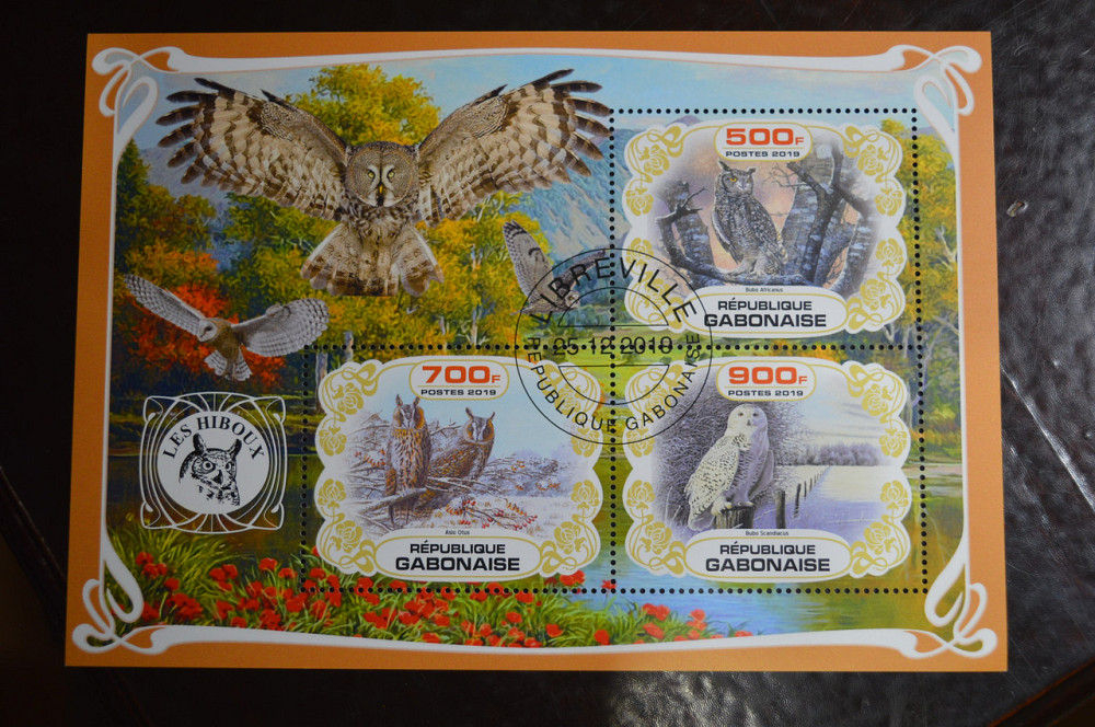 Габон. Марки. Фауна. Блок. 2019 год (В-1) Полтава - изображение 1