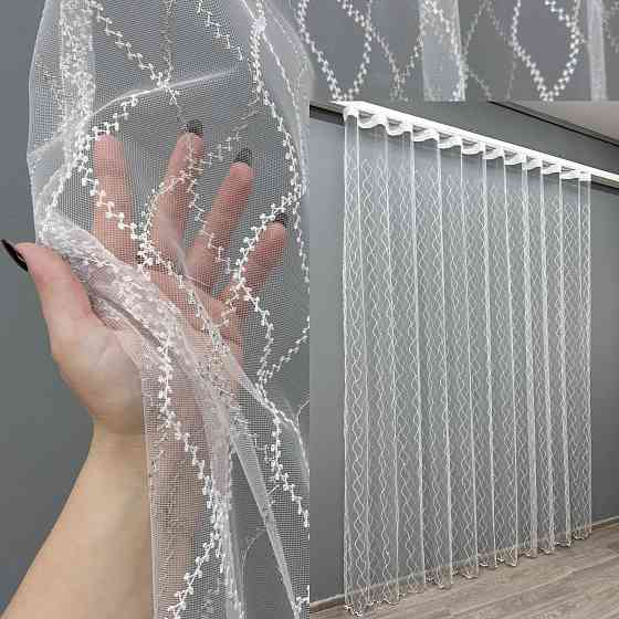 Тюль VR-Textil 1838т Фатин с вышивкой и люрексом Белый с серебристым 300х270 см (40-193) Киев