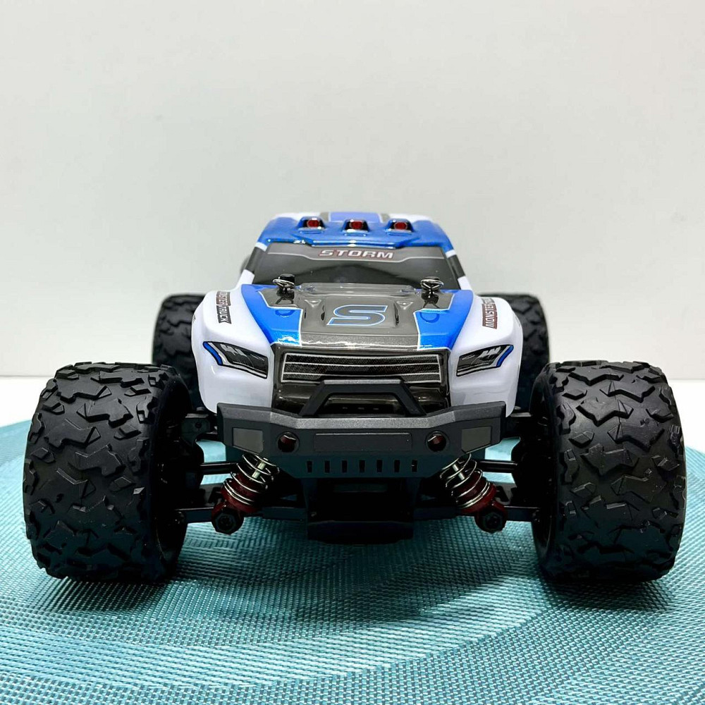 Машина на радіокеруванні акуммулятор 7.4 V USB-кабель пульт протиударний корпус гумові шини (HS 18301/302 Чернігів - фото 5