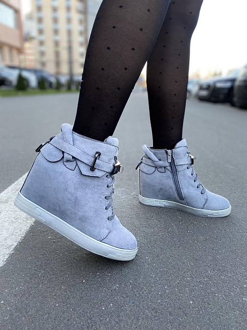 Снікерси жіночі Gofc сірі еко-замша 40р. (KLS-103-9) Коломыя - изображение 1