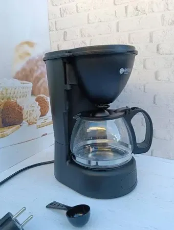 Кофеварка капельная BITEK BT-100, 2800 Вт, объем 1000 мл, 220 В, для молотого кофе, стильный дизайн Одесса - изображение 1