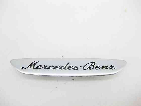 Mercedes-Benz  A2224640332 Накладка з написом "Mercedes-Benz" на рульовому колесі S-Class W222 Одесса