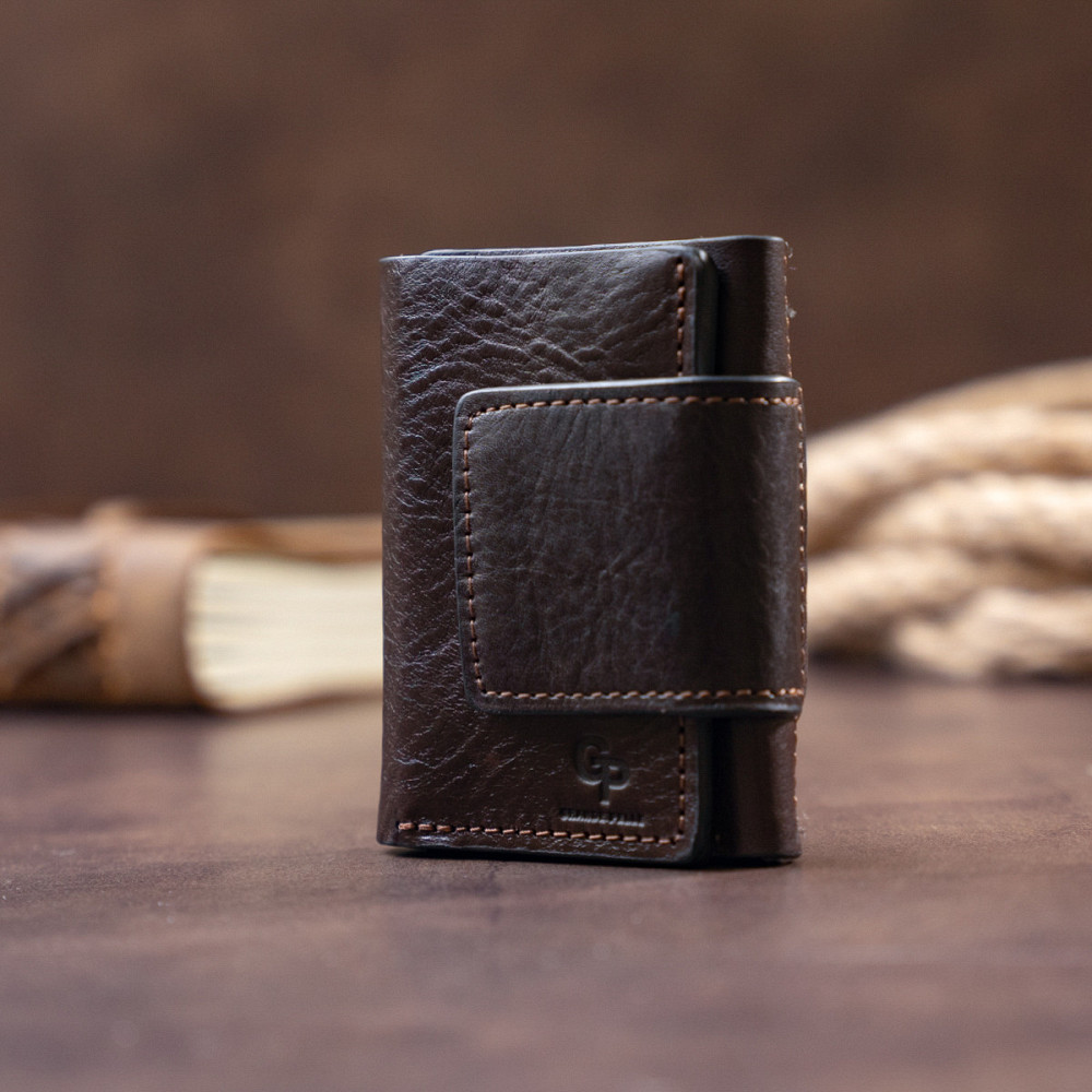 Портмоне вертикальное с хлястиком на магните на одно отделение GRANDE PELLE 11305 Коричневое Киев - изображение 7