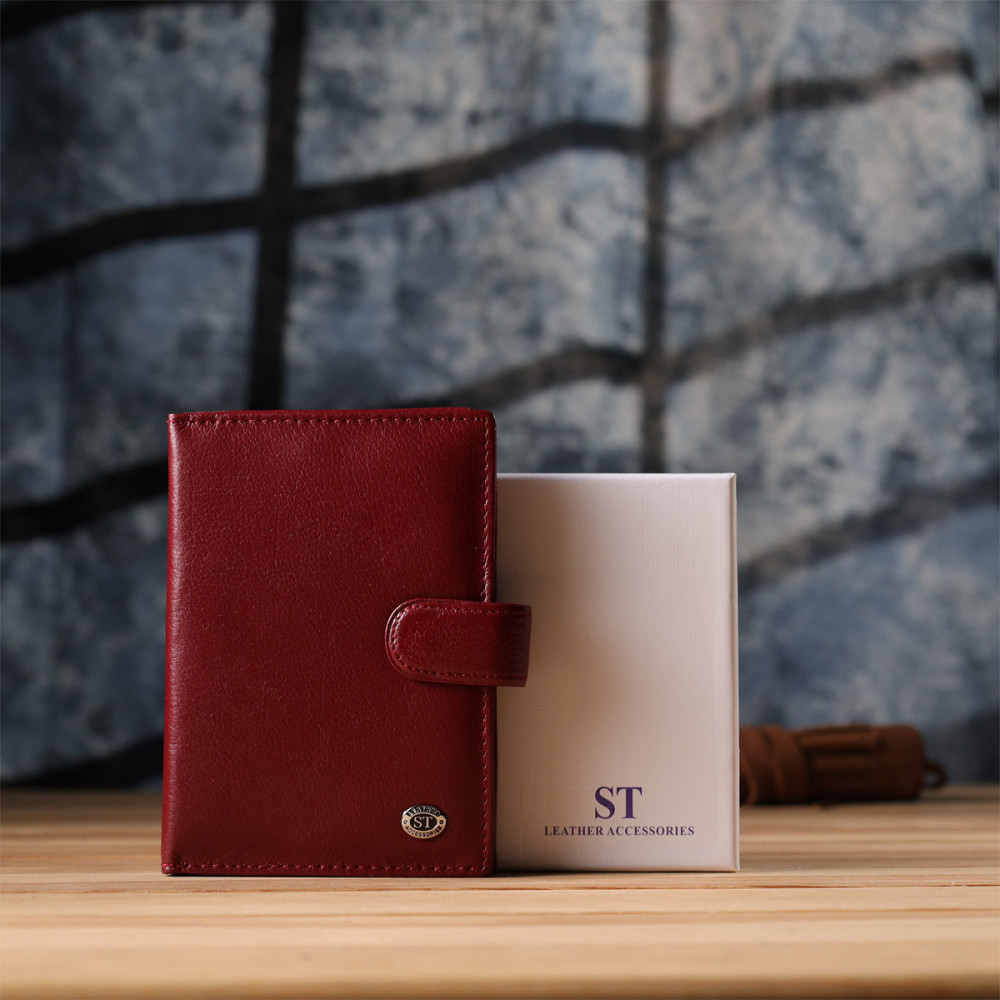 Стильная обложка на документы для женщин из натуральной кожи ST Leather 23117 Бордовый Киев - изображение 1